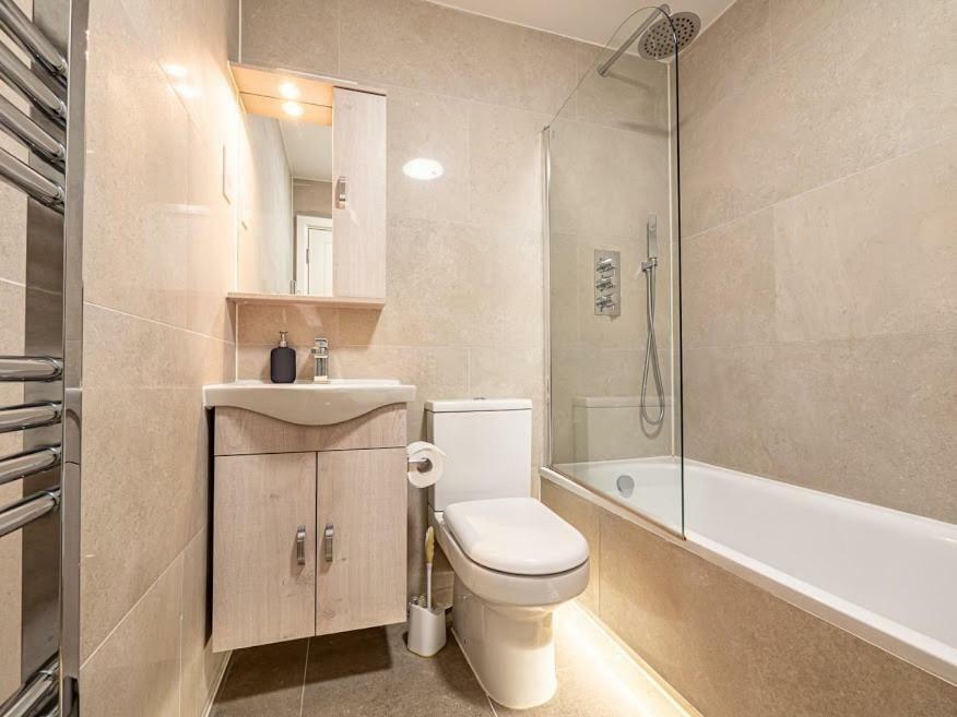 Easystay Slough Central Free Parking Ngoại thất bức ảnh